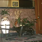 Hotel Touring 3*