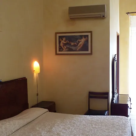 Hotel Touring 3*